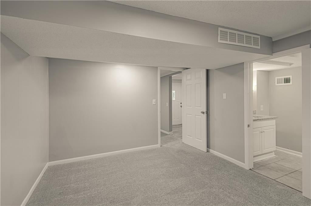 8167 NE 50th Street — photo 29