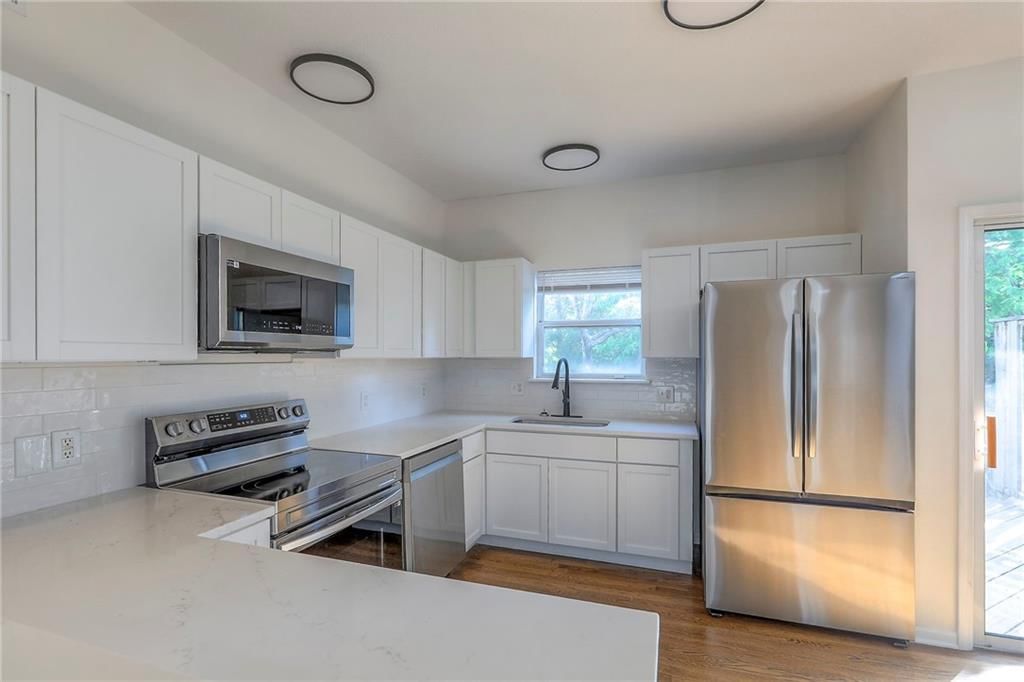 10536 E 45th Terrace — photo 13