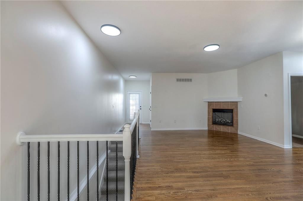 10536 E 45th Terrace — photo 7