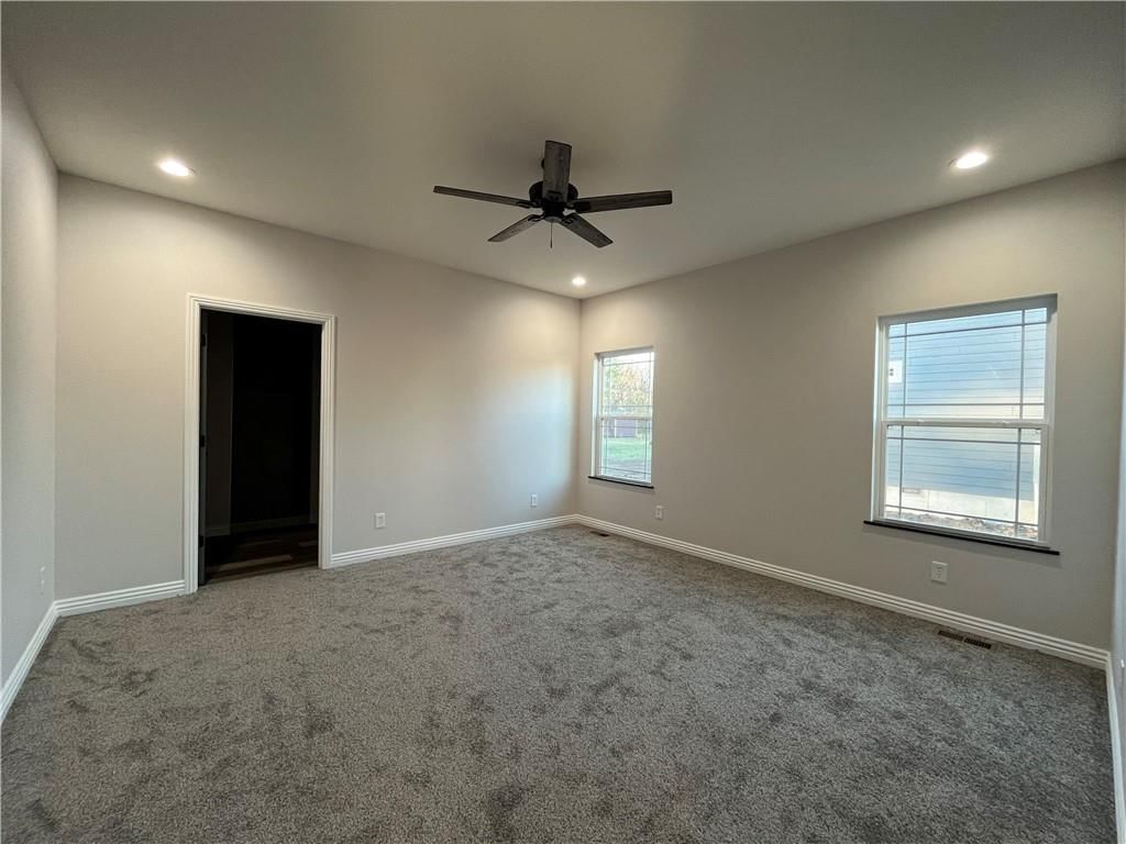 407 N Harmon Street — photo 11