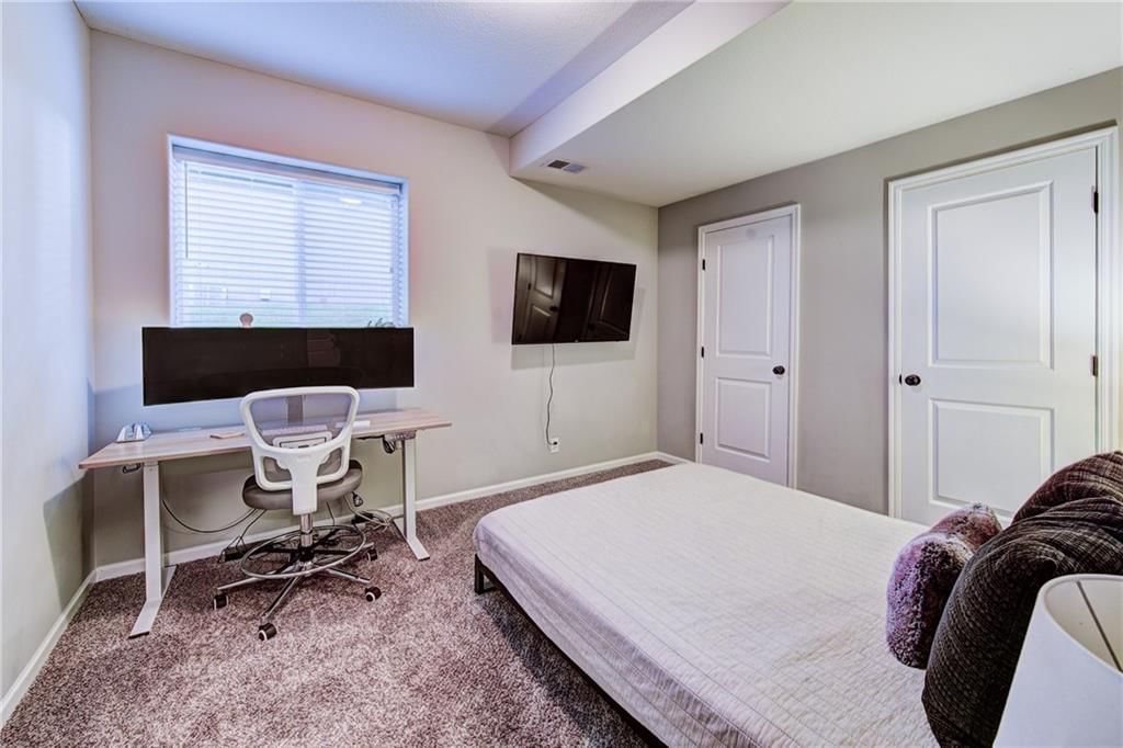 920 SE Forest Ridge Court — photo 24