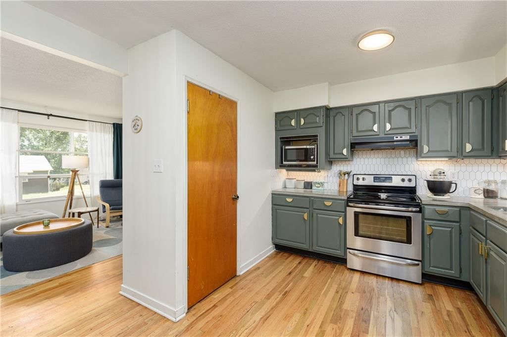 2900 S 25 Street — photo 11