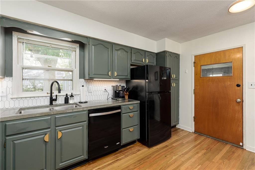 2900 S 25 Street — photo 12