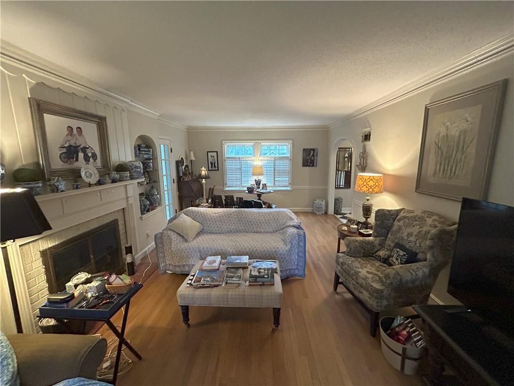 725 S Main Street — photo 11