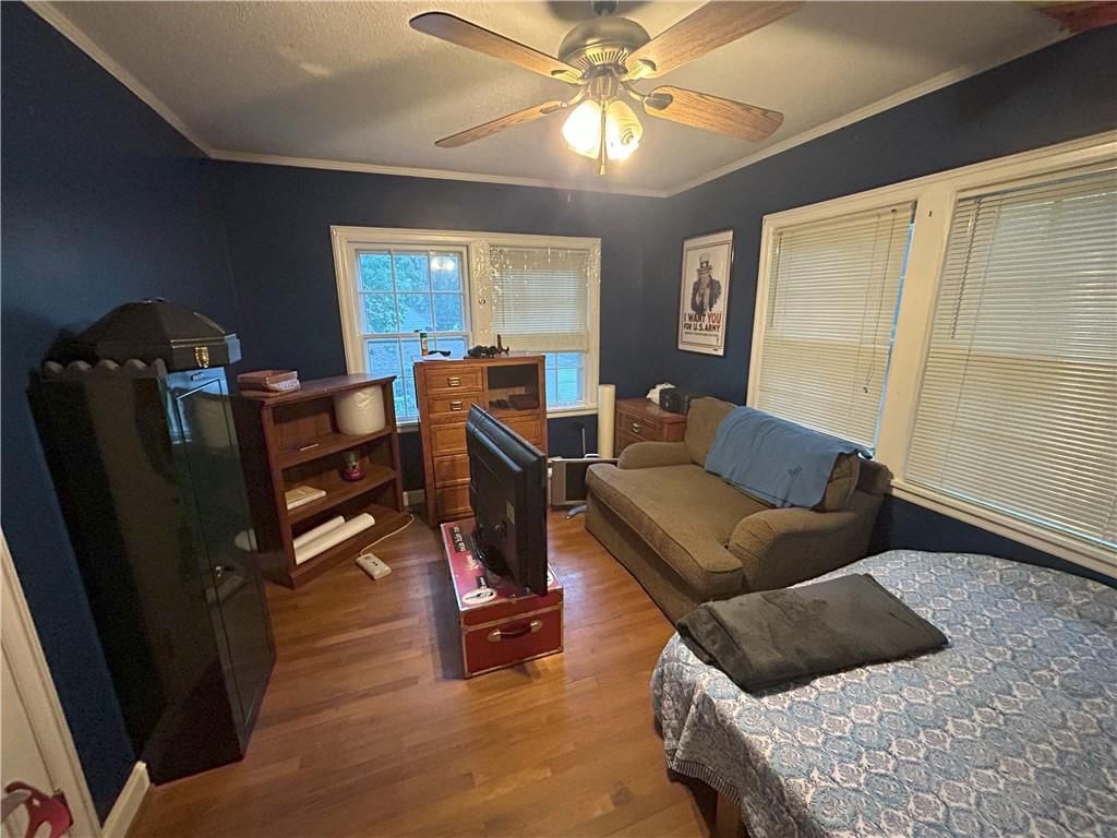 725 S Main Street — photo 18