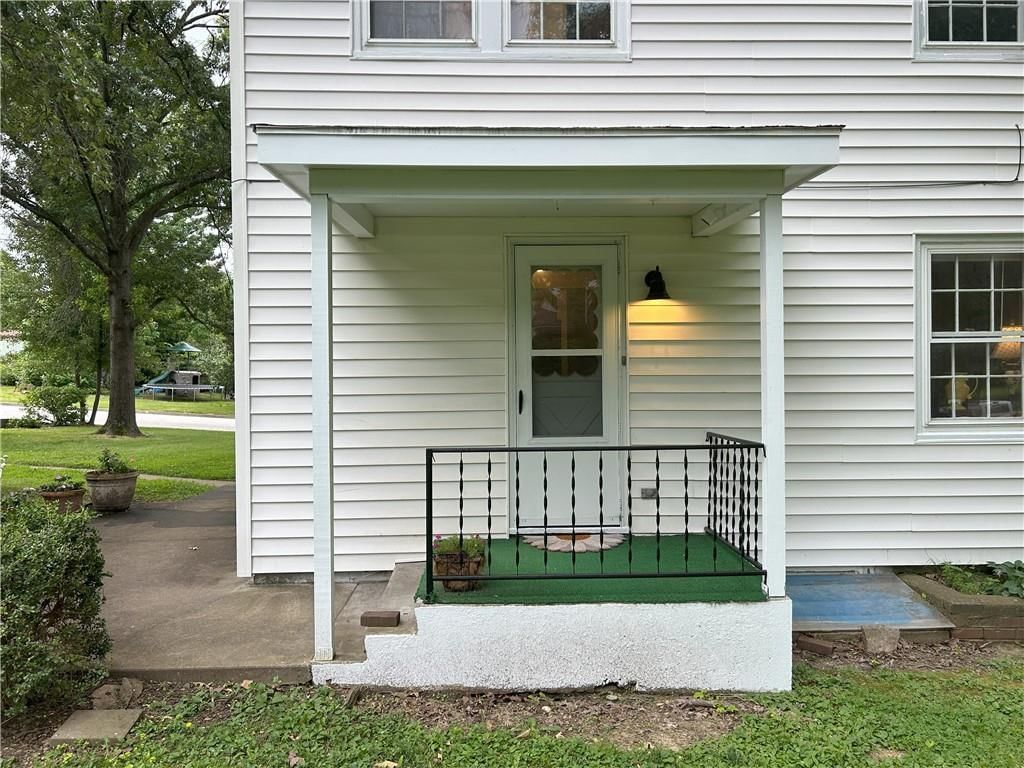 725 S Main Street — photo 27