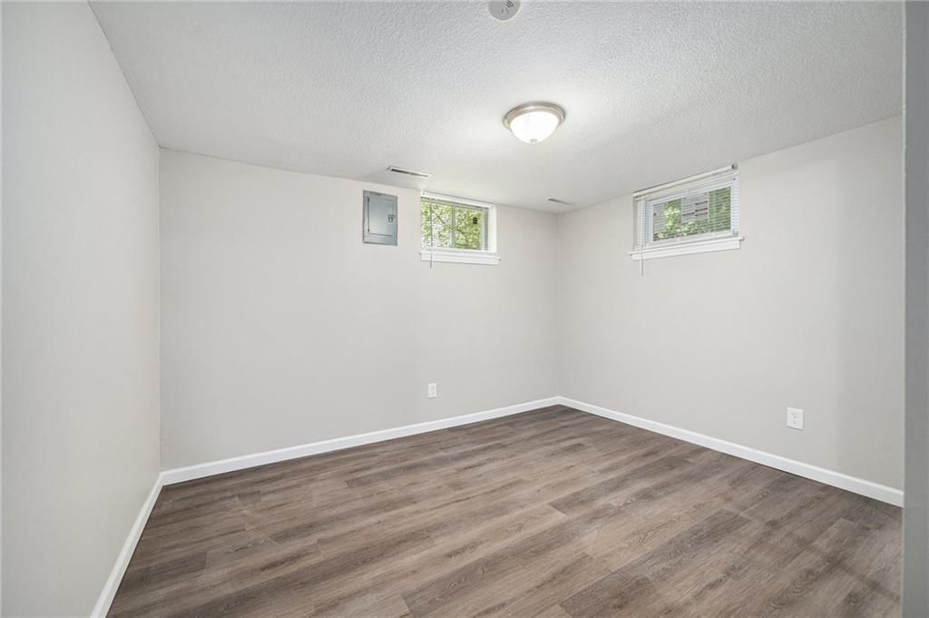 900 E Frederick Road — photo 11