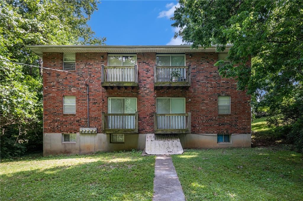 900 E Frederick Road — photo 20