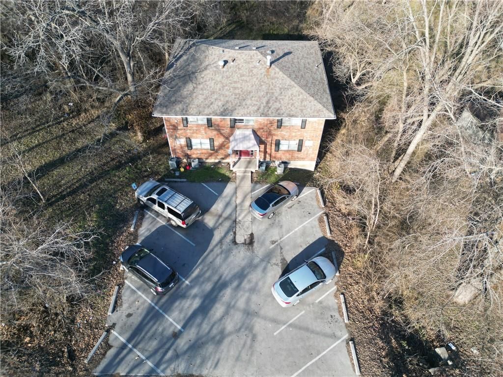900 E Frederick Road — photo 3