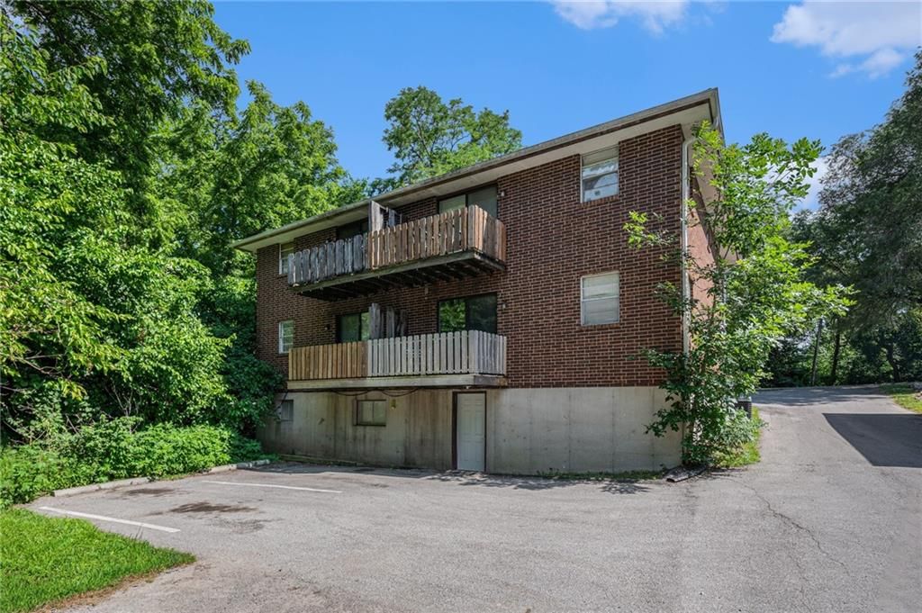 900 E Frederick Road — photo 21