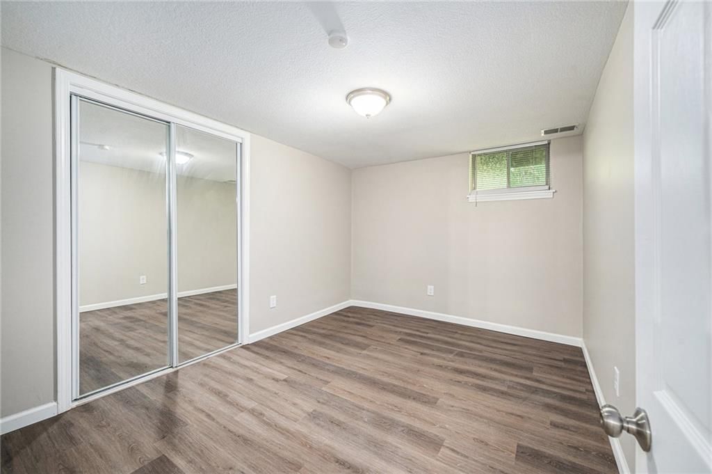 900 E Frederick Road — photo 8