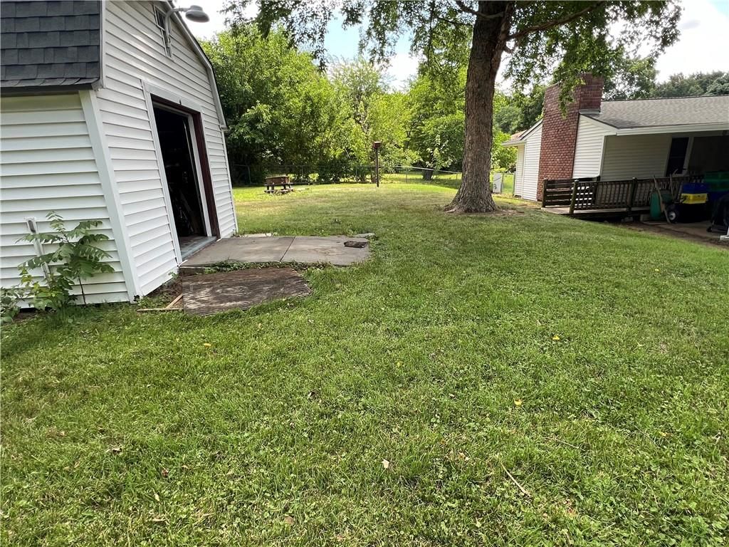 11800 E 48th Street — photo 4
