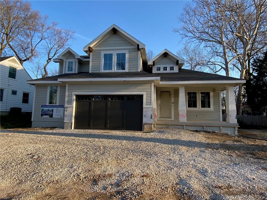 2512 Somerset Drive, Prairie Village, KS