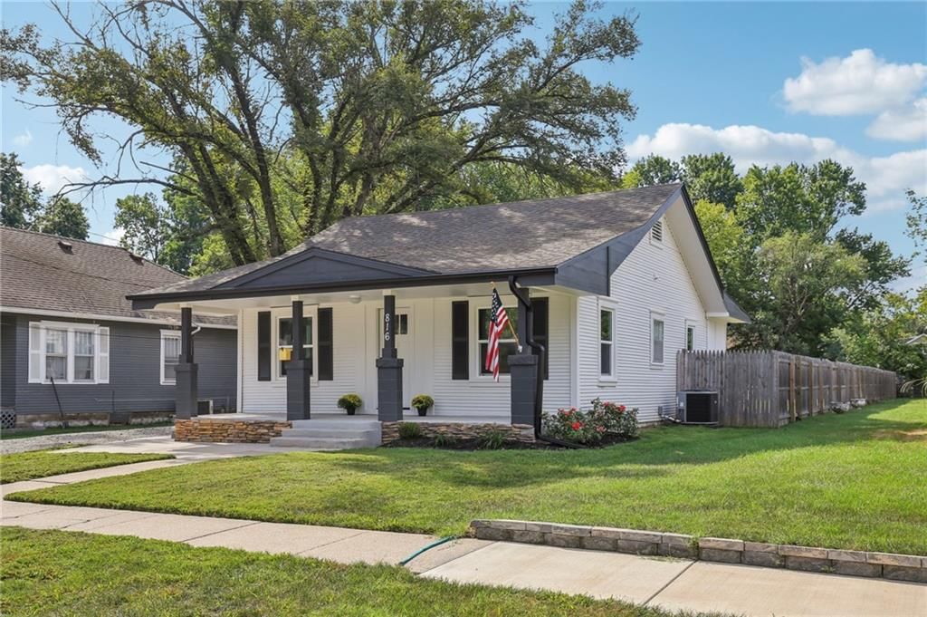 816 W 5th Street — photo 31