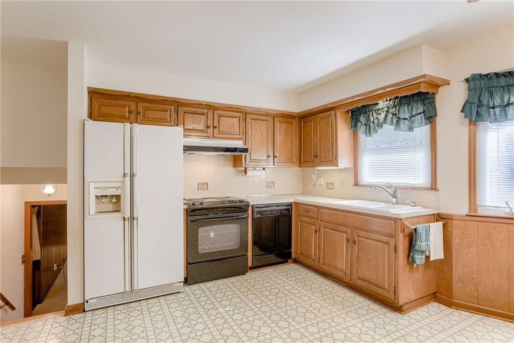 8715 Mackey Street — photo 13