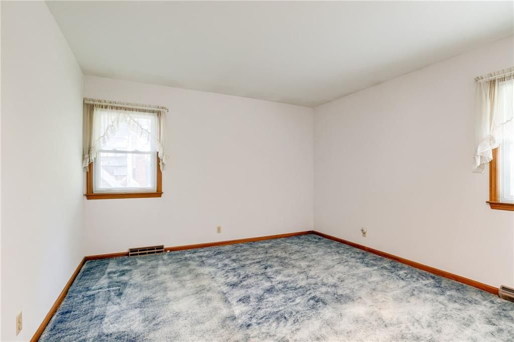 8715 Mackey Street — photo 26