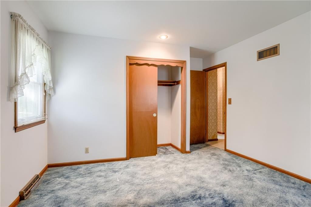 8715 Mackey Street — photo 27
