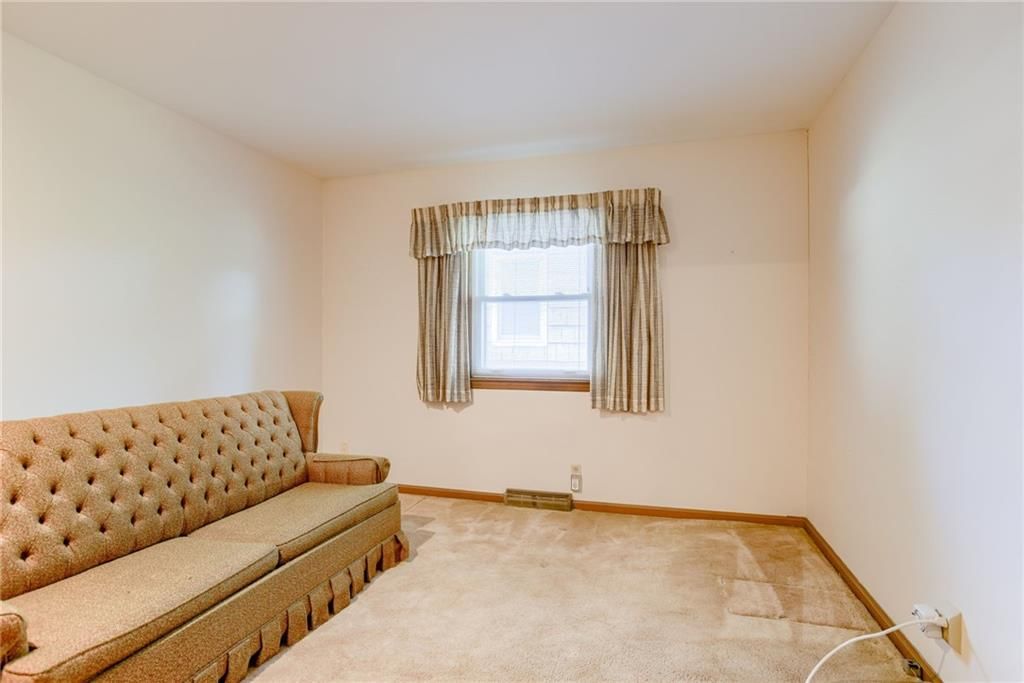 8715 Mackey Street — photo 28