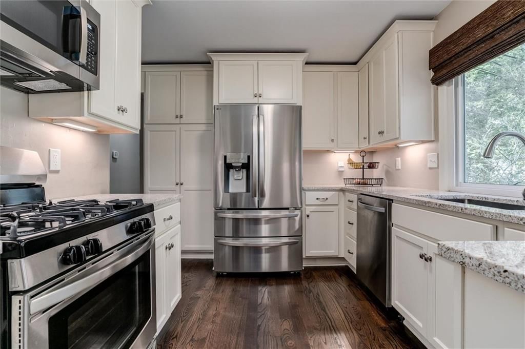9130 Craig Street — photo 3