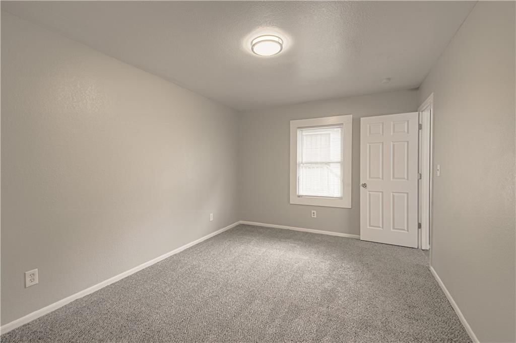 5930 Agnes Avenue — photo 17
