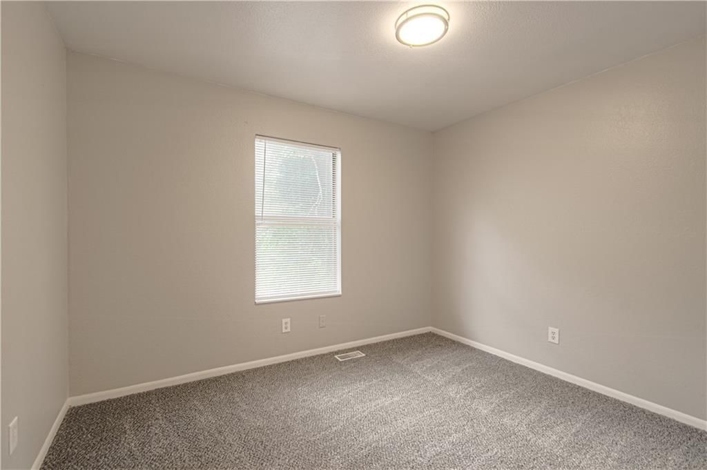 5930 Agnes Avenue — photo 20
