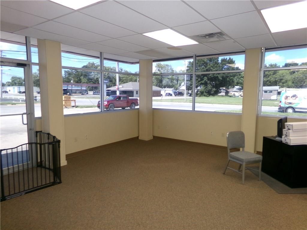 612 North State N State Street — photo 11