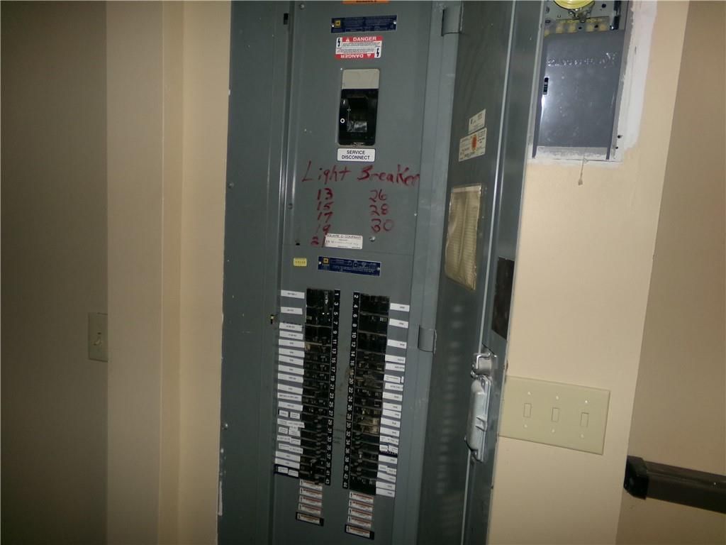 612 North State N State Street — photo 13