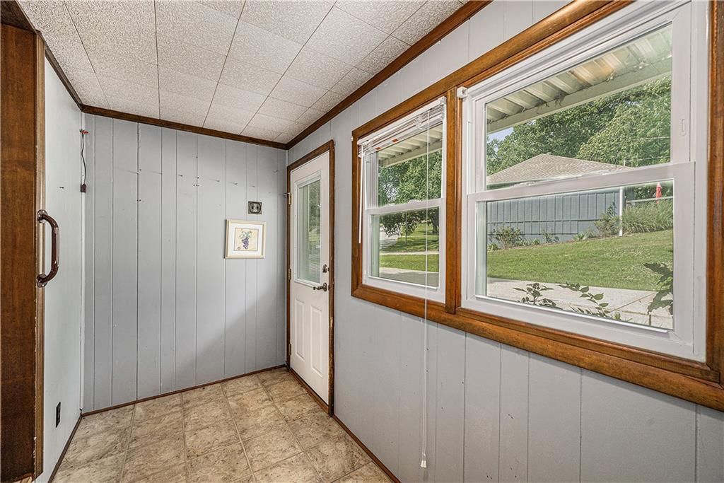 5919 N ADRIAN Terrace — photo 10
