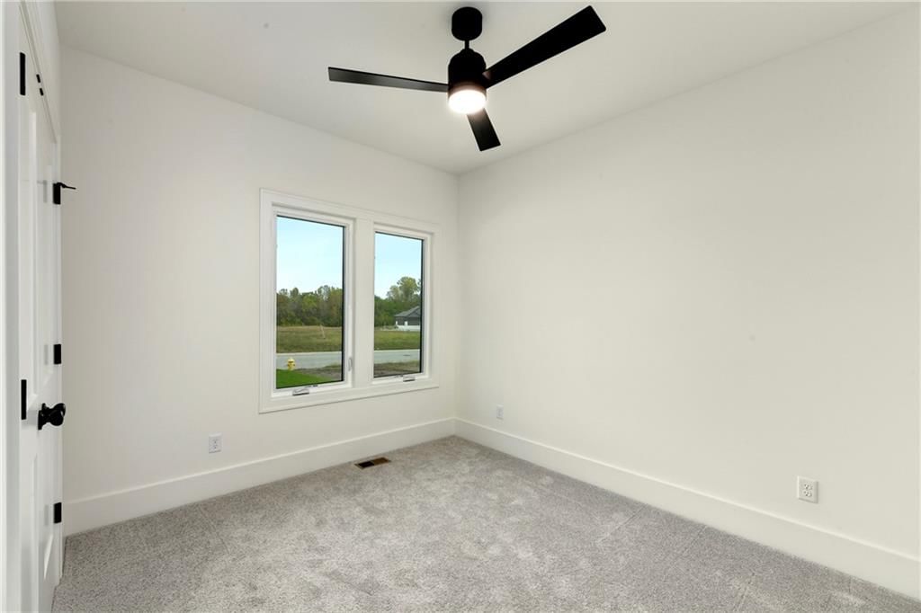 3932 SW Flintrock Drive — photo 8