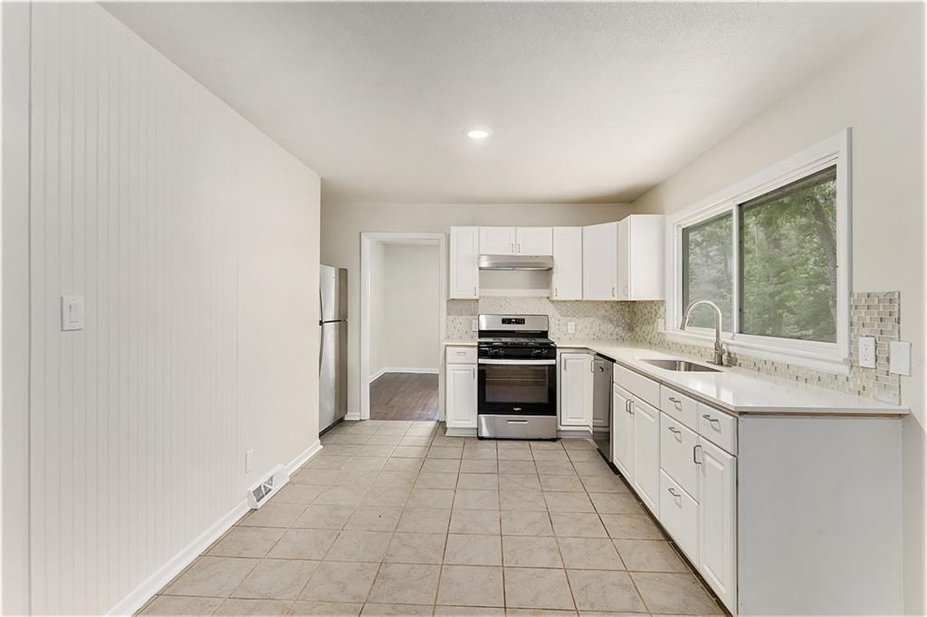 5013 N Fremont Avenue — photo 14