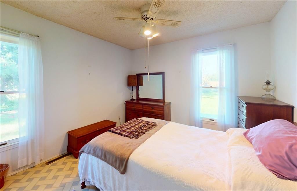 4598 N Avilla Street — photo 17