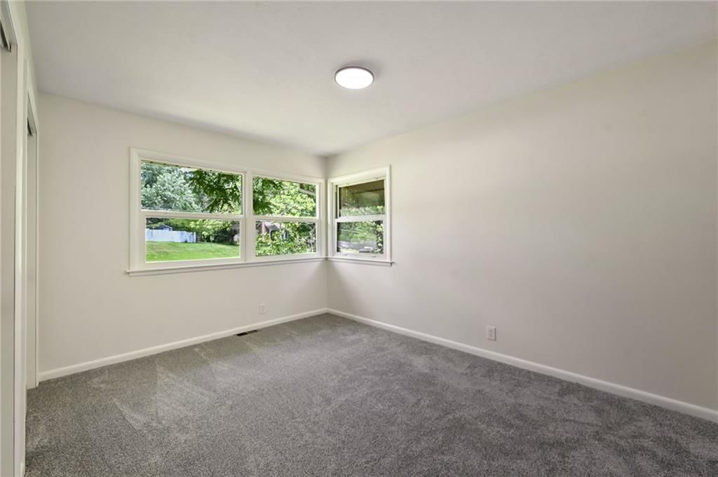2415 E 126th Street — photo 17