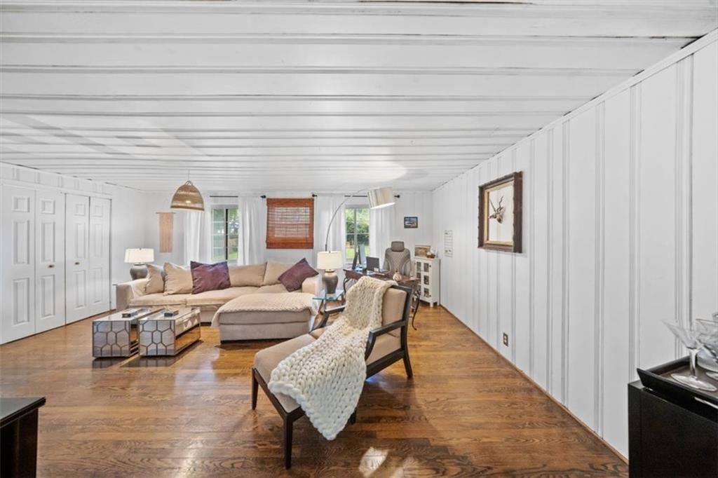 209 NE Briarcliff Parkway — photo 15
