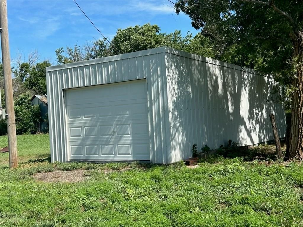 895 cloud Road — photo 16