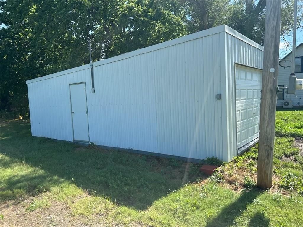 895 cloud Road — photo 17