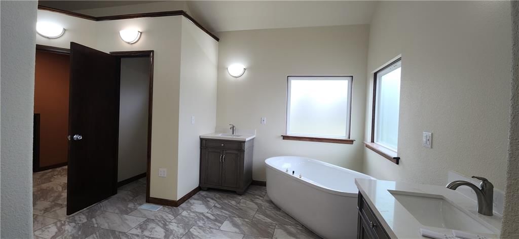 2104 County Road 4270 N/A — photo 23