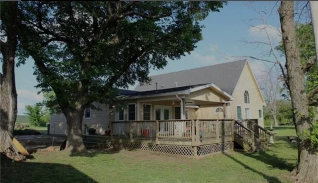2104 County Road 4270 N/A — photo 8