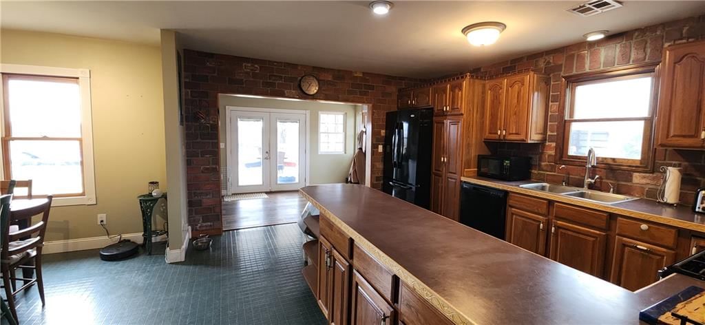 2104 County Road 4270 N/A — photo 10