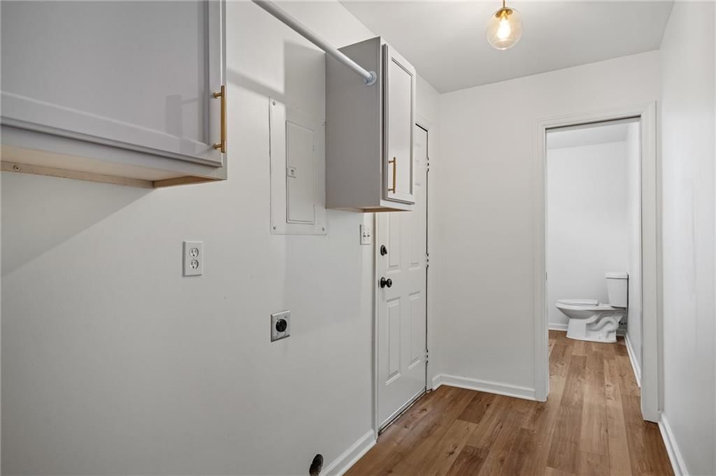 2411 W 77th Street — photo 24