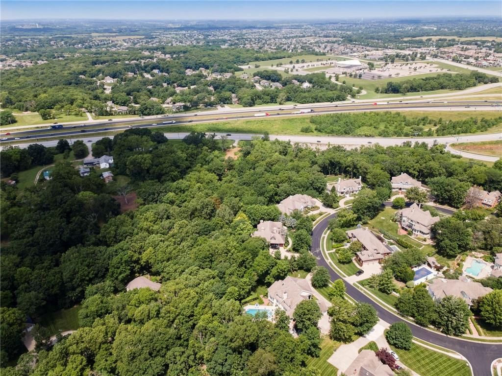 1311 & 1203 N State Route 291 Highway — photo 8