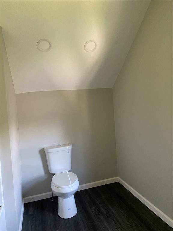 710 E Vine Street — photo 43