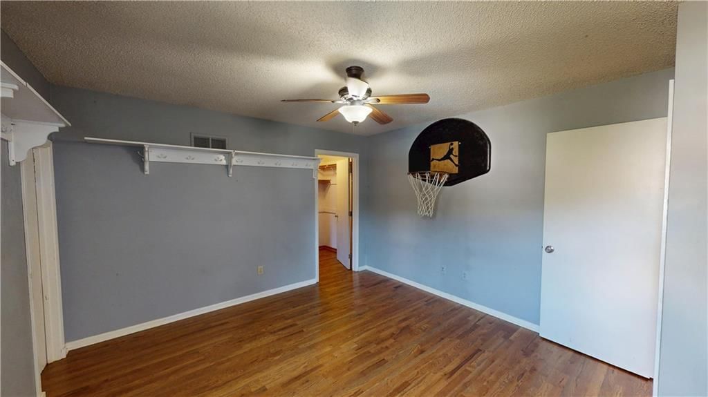 5104 S Yuma Court — photo 17