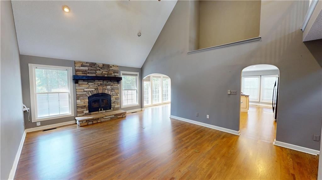 5104 S Yuma Court — photo 3
