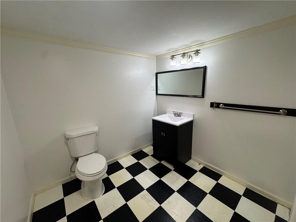 5104 S Yuma Court — photo 28