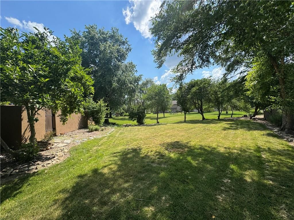 5104 S Yuma Court — photo 32