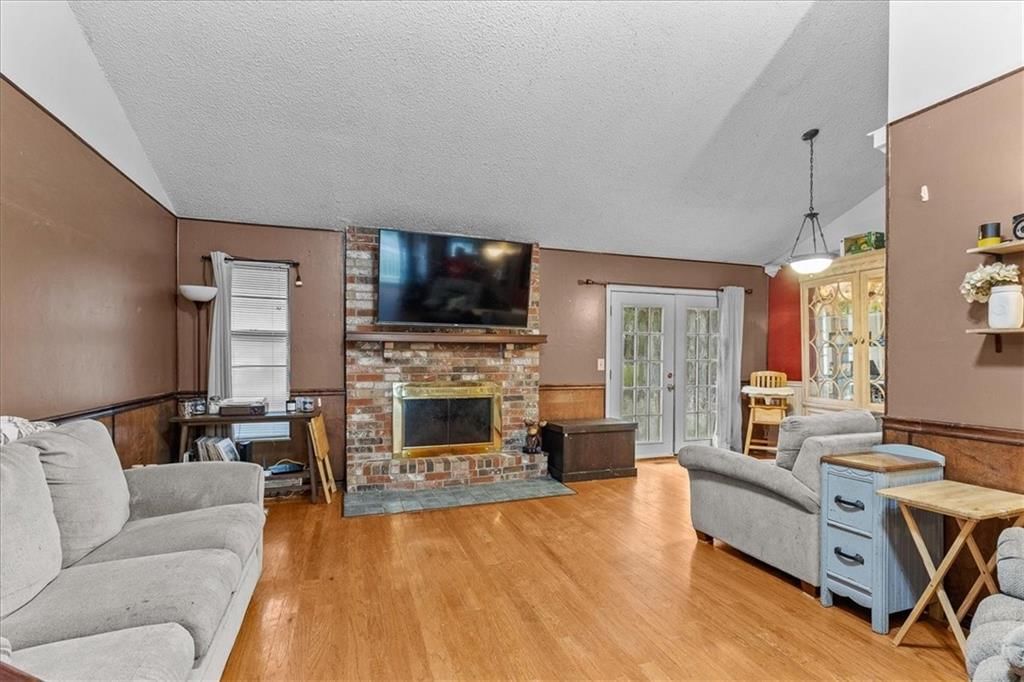 10 N Vine View Street — photo 8