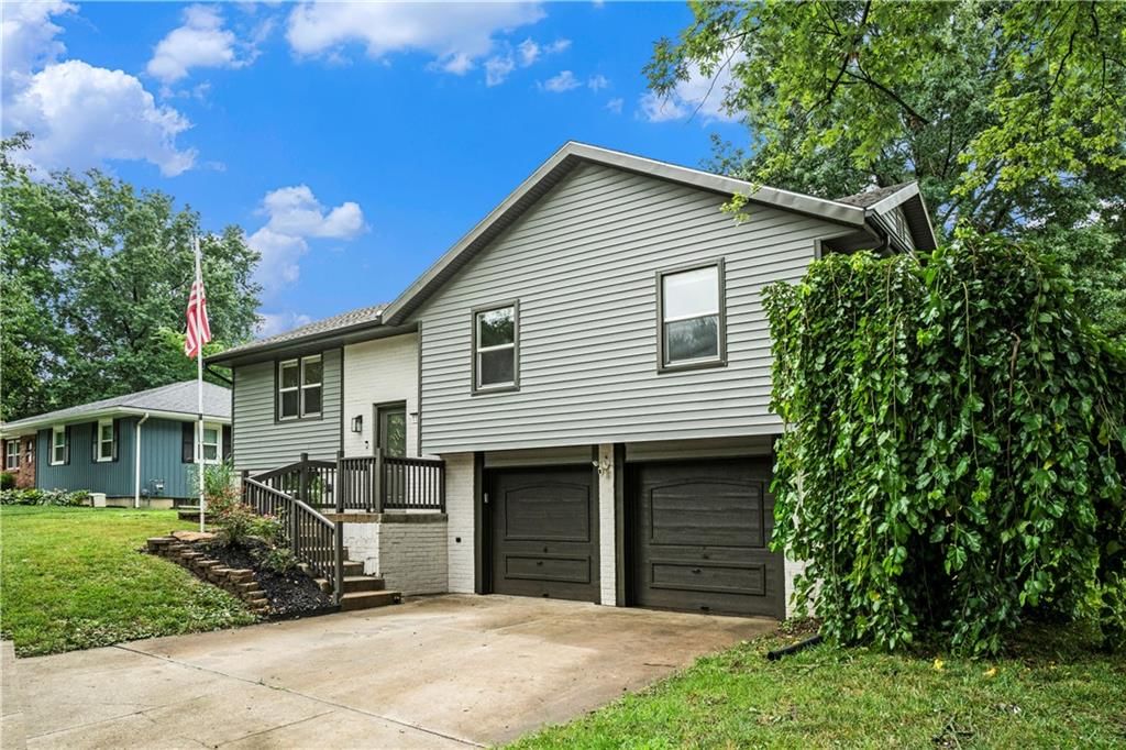 1105 N Halsey Terrace — photo 3