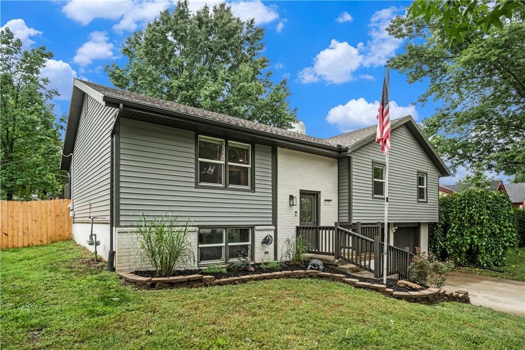 1105 N Halsey Terrace — photo 4