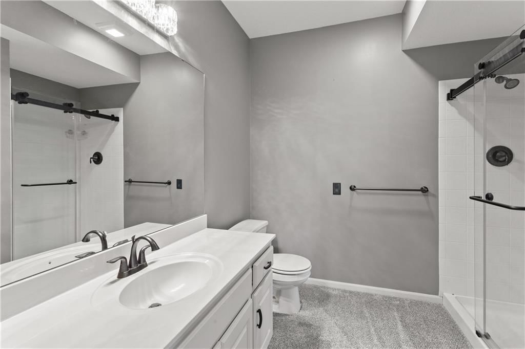 5605 NE Coral Drive — photo 48