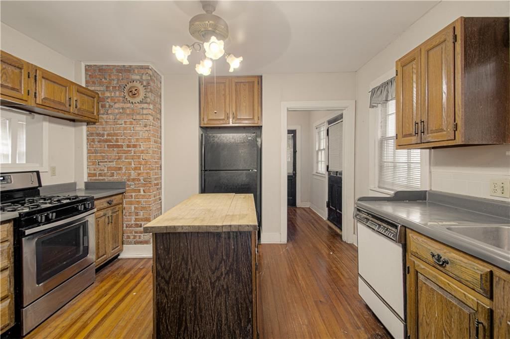 5500 Central Street — photo 16